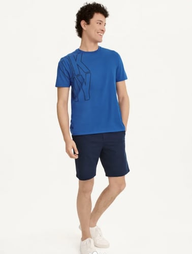 تي شيرت من DKNY