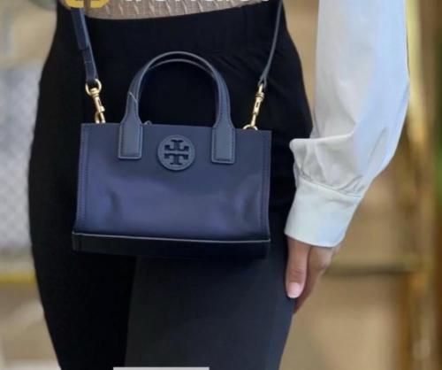 حقيبة من Tory Burch