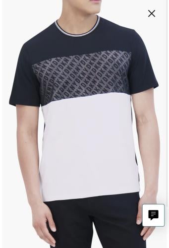 تي شيرت من DKNY