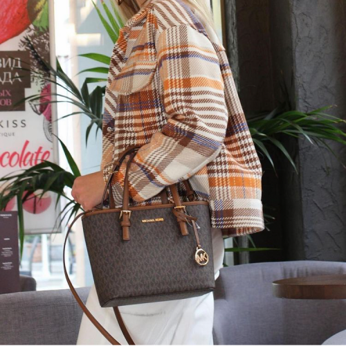 حقيبة من Michael Kors