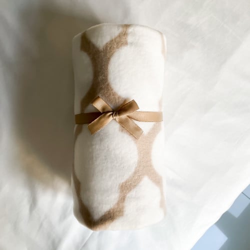 Winter blanket - beige decorations
