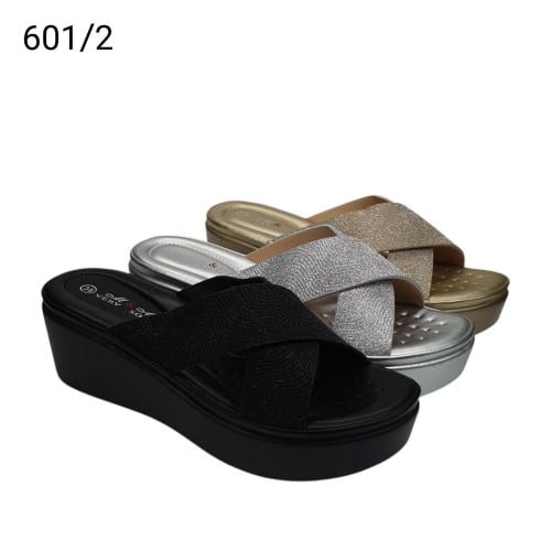 جزمة مريحة من M&M