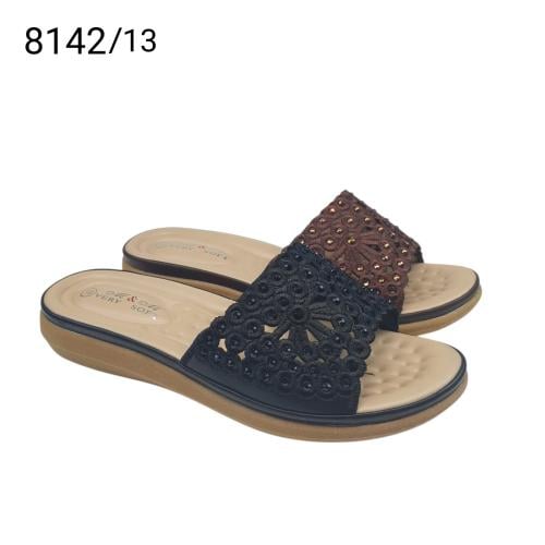 سليبر مريحة من M&M