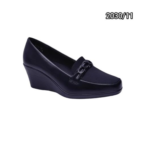 جزمة مريحة من M&M