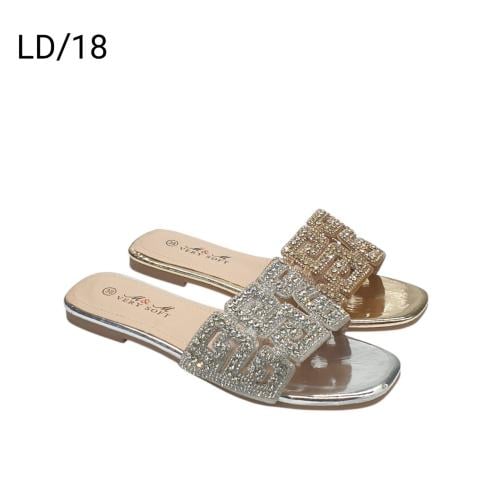 جزمة مريحة من M&M