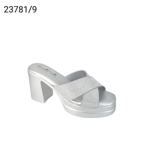 كعب مريحة من M&M