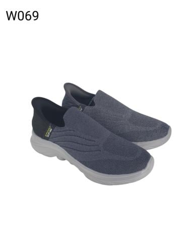 سنيكرز مرن وخفيف من M&M