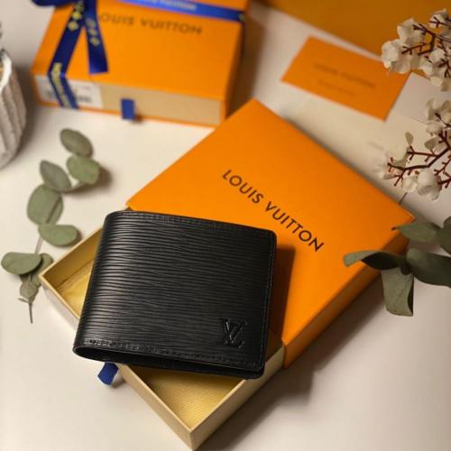 بوك لويس فتون