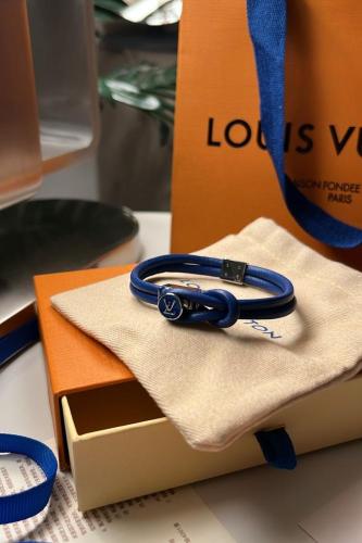 لويس فيتون جلد