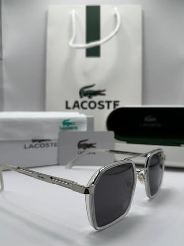 نظارة ماركة لاكوست