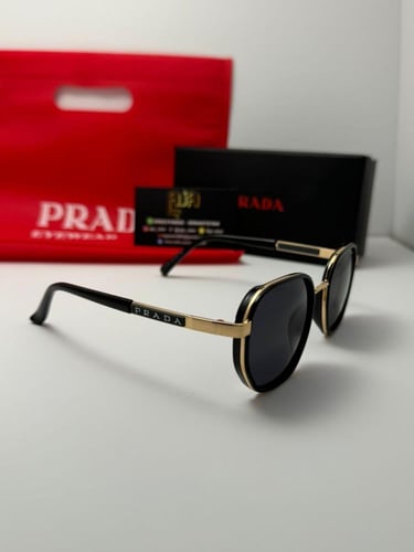 نظارة ماركة برادا