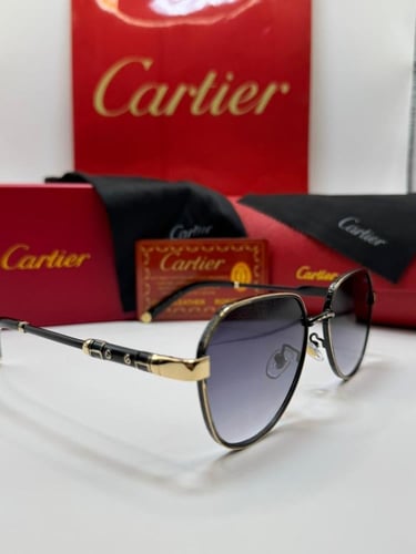 نظارة ماركة كارتير