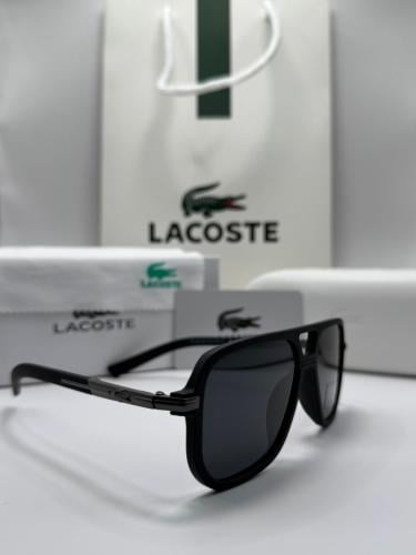 نظارة ماركة لاكاوست