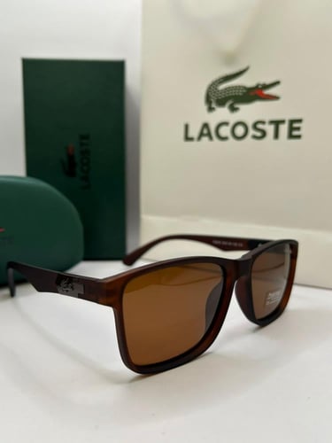 نظارة ماركة لاكوست