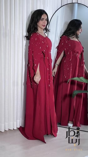 فستان جناح لول ورق