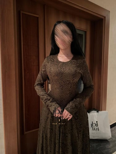 فستان دانتيل ناعم راقي