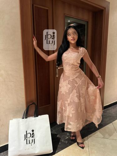 فستان ناعم مشجر انيق