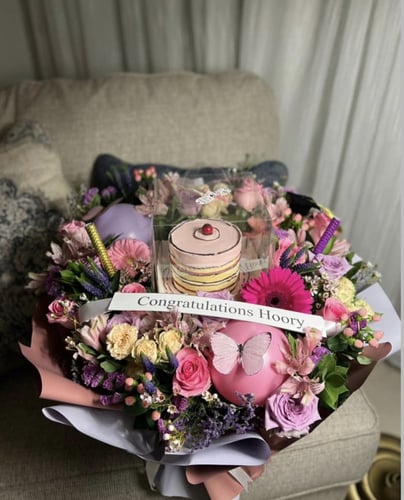 باقة الكيك الكبيره