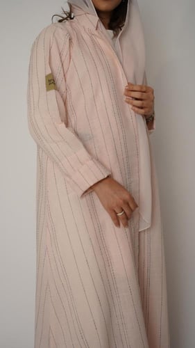 عبايه لينن خفيفة مخططة