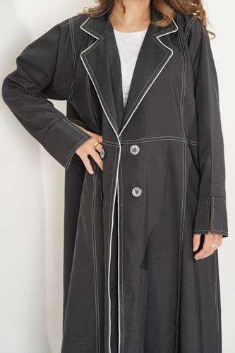 عبايه بلايزر رسمية بخطوط بيضاء