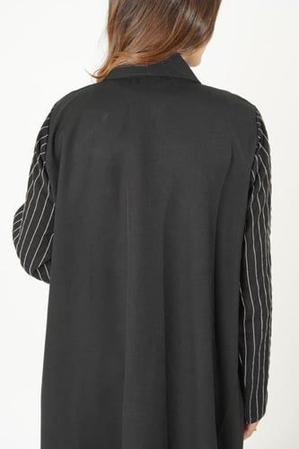 عباية بلايزر رسمي مخططة