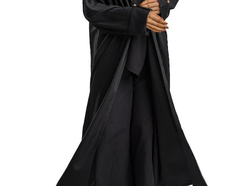 عباية بكسرات في الكم بألوان متعددة