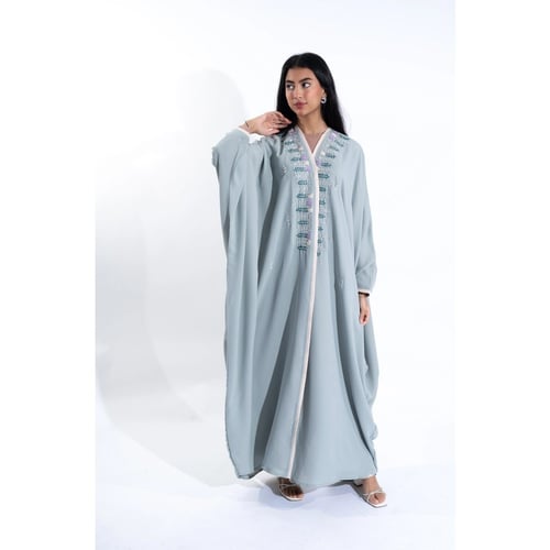 عباية بشت مطرزة من الأمام و الكم - الوان متعددة