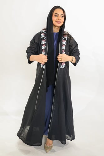 عباية كاجوال لف بقماش لينن ، مطرزة بالورود الملونة