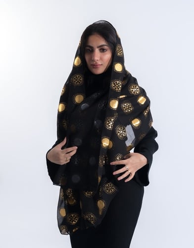 طرحة يوم التأسيس بدوائر ذهبي