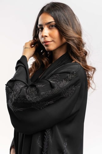 عباية سهرة لف مطرزة شيفون على الاطراف و على الاكما...