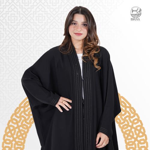 عبايه سوداء عملية مخططة من الأمام