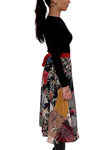 تنورة لف بلوم