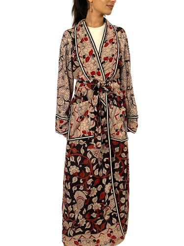 روب نسائي خفيف مع ياقة وحزام