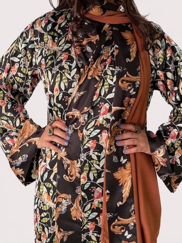 عباية من القماش الخفيف مع طرحة كموني