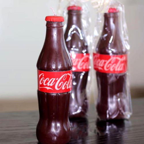 شمعة الكوكا كولا