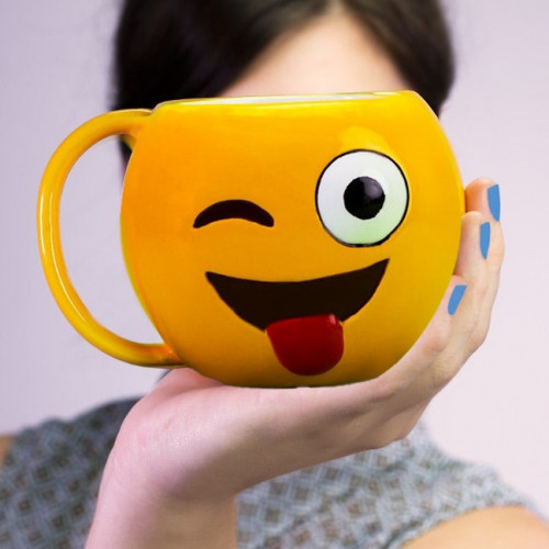 كوب برموز تعبيرية مبتسم