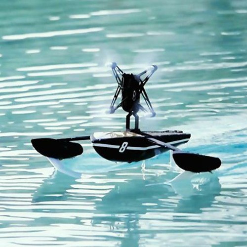 القارب الطائر