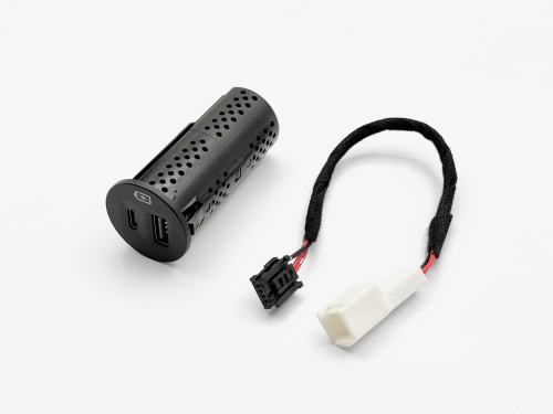منفذ شحن ولاعة USB-C/USB-A
