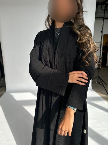 black jakar abaya