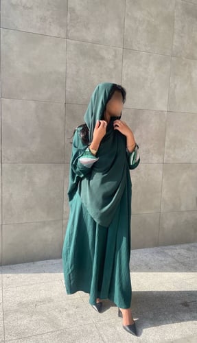 green shak abaya