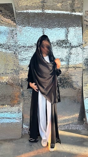 black X silver waves