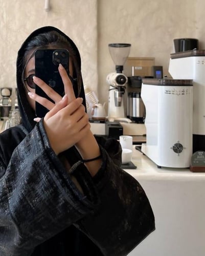 WINTER /Golden X black abaya