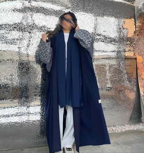 navy sadu abaya