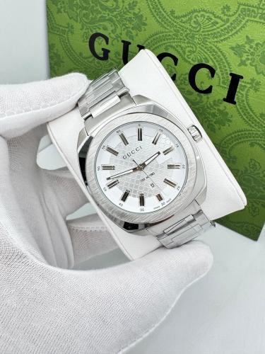 ساعة قوتشي الرجالية