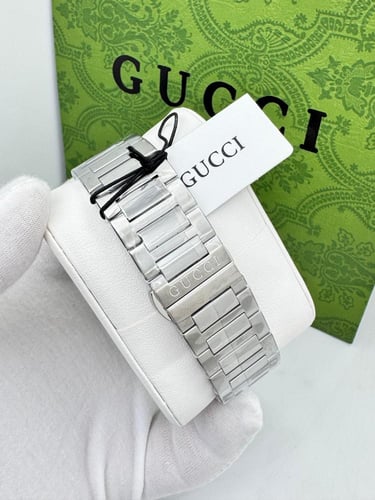 ساعة قوتشي الرجالية