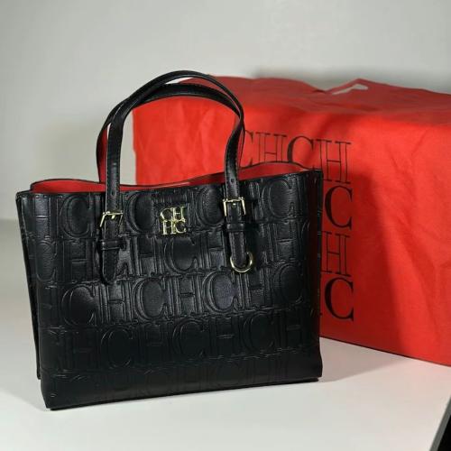 شنطة سي اتش اسود