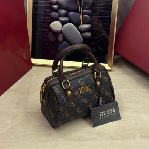 شنطة جس ميني بني داكن