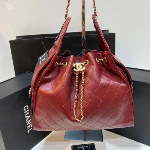 شنطة شانيل سلة أحمر