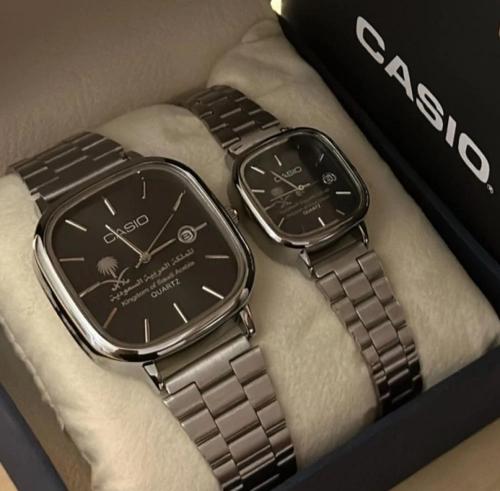 طقم كاسيو تصميم المملكة -نسائي ورجالي (اسود)