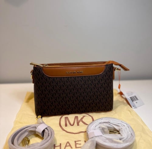 شنطة مايكل كورس اسود جملي